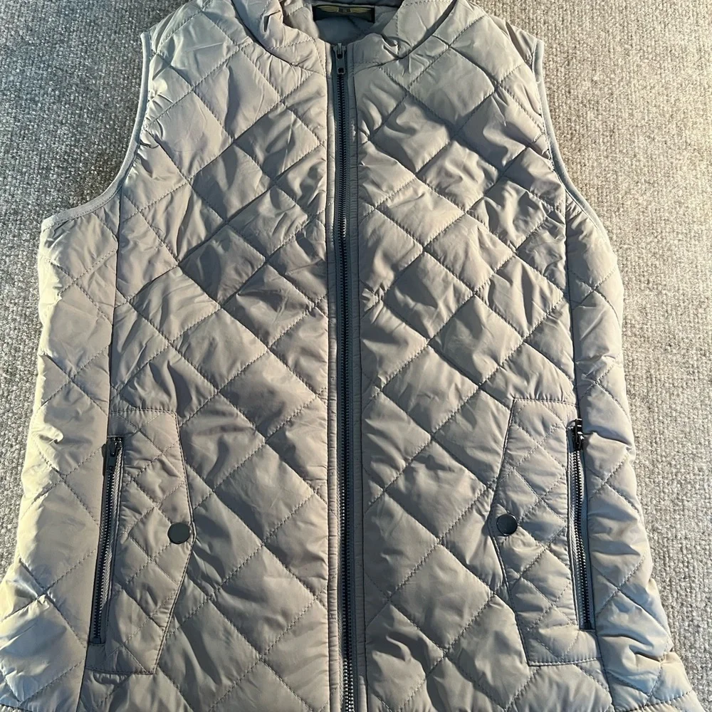 Ladies Tan Quilted Puffer Vest
